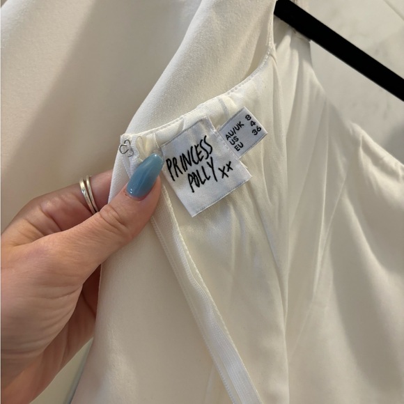 PRINCESS POLLY SIZE 4 - Picture 3 of 3